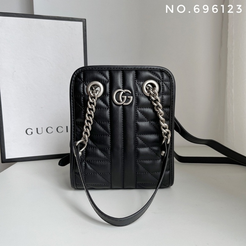 Gucci Handbags 286